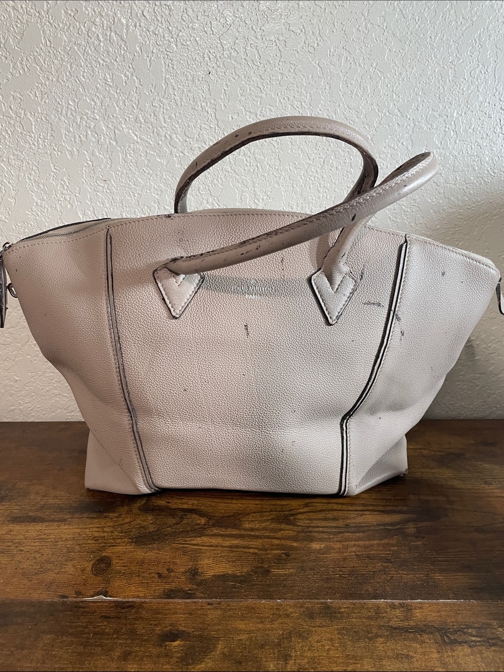 Louis Vuitton Light Gray Leather Tote